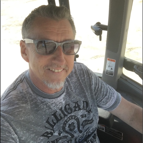 Meet your Posher, Steve - Picture 2 of 2